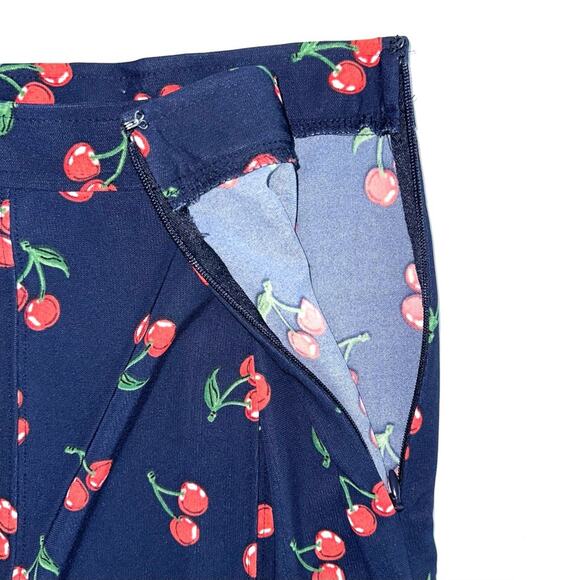 Talbots Navy Blue Cherry Print Retro Knee Length Skirt Size 2 - Picture 5 of 9